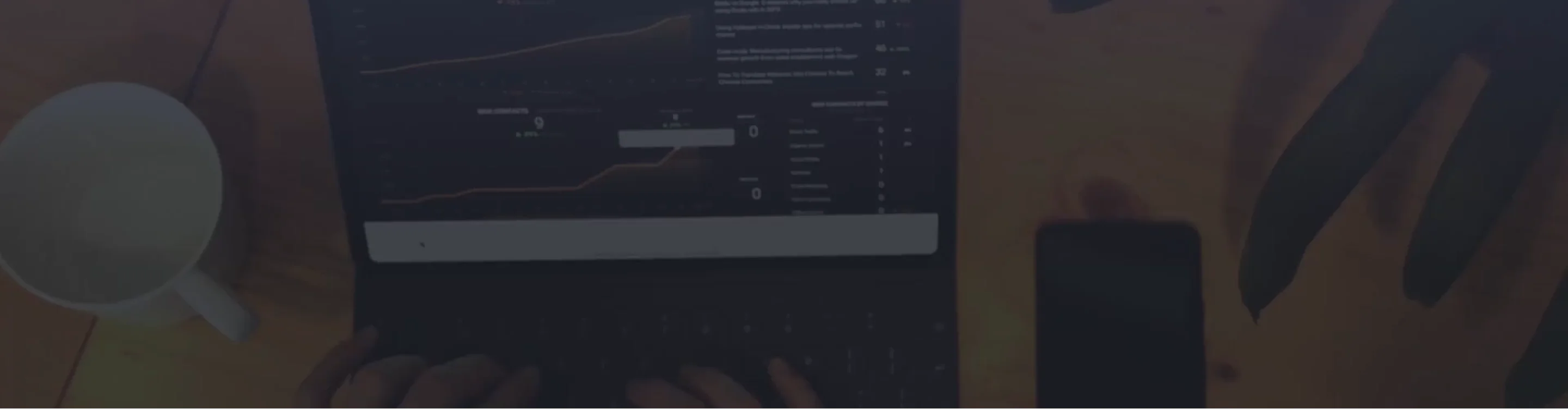 img-laptop-coffee